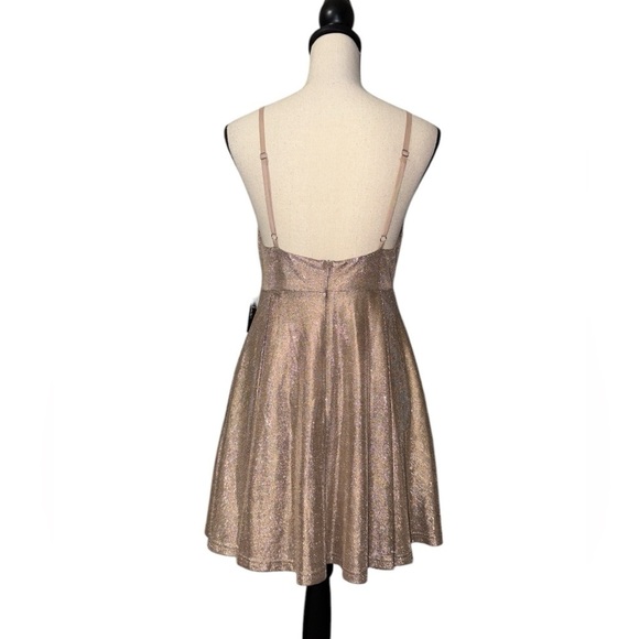 Lulus Keeps Getting Better Metallic Shimmer Gold Skater Dress NWT Sz. Medium - Picture 8 of 14